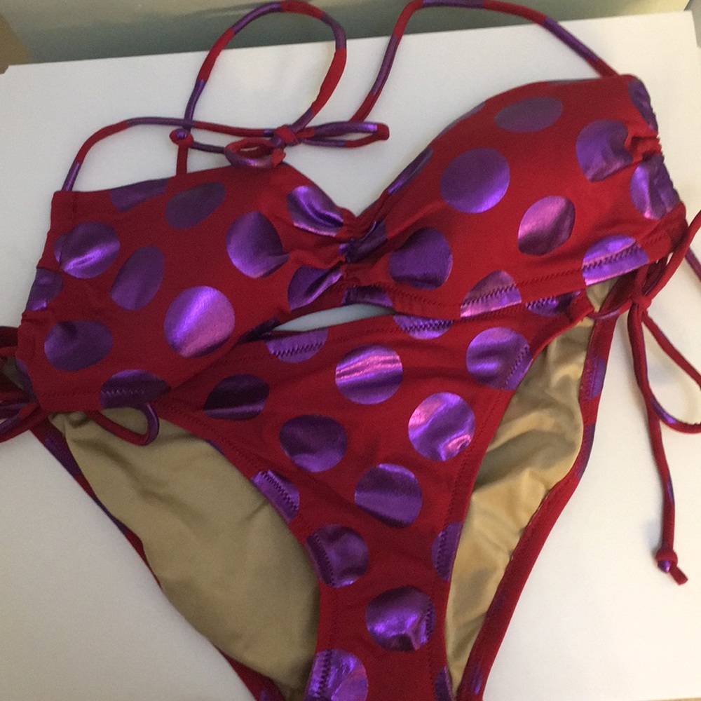Red and purple dot vs bikini set